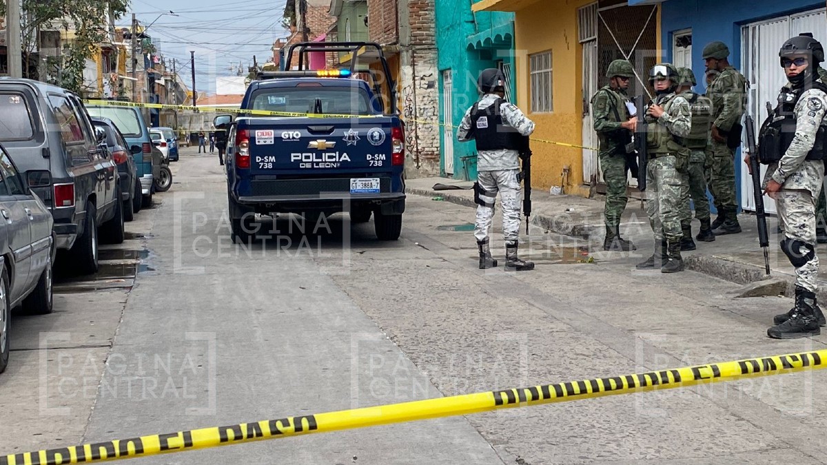 Sicarios disparan contra tres personas en la colonia Santa Clara