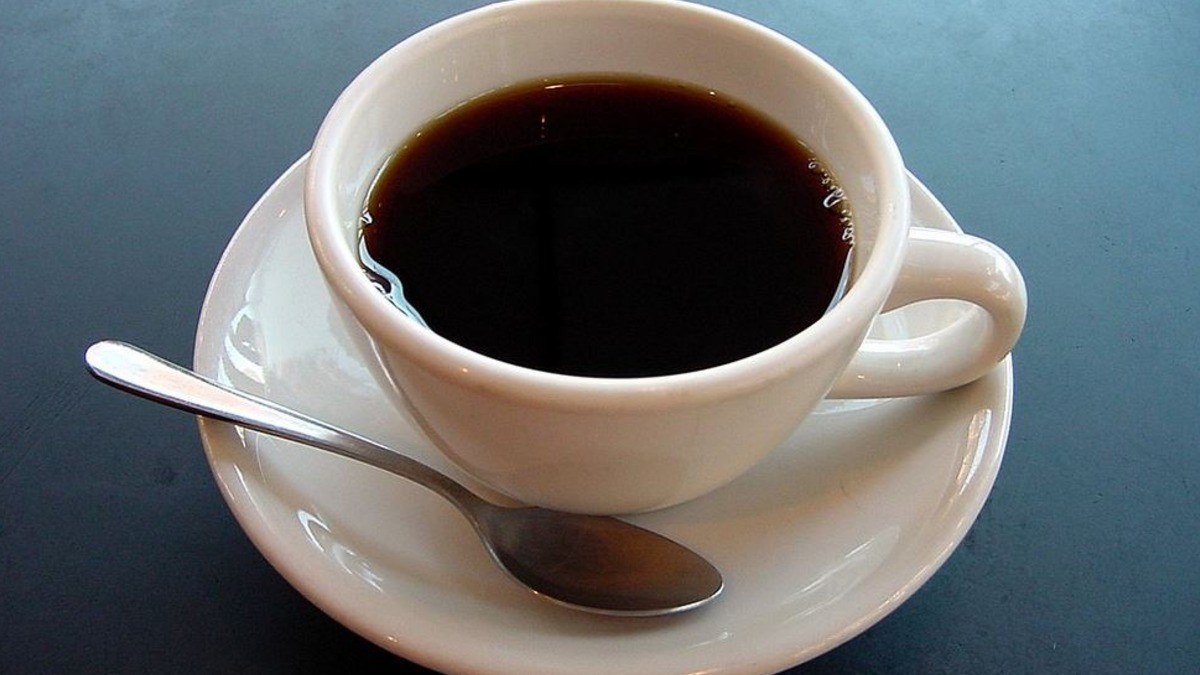 Retiran latas de café de esta marca ante riesgo de botulismo