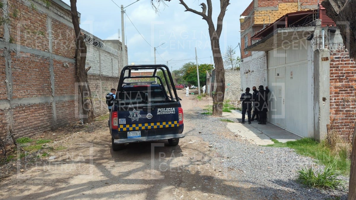 Motosicarios atacan a familia, matan a 2 hombres y 2 mujeres y hieren a una menor de edad