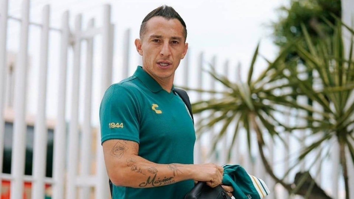 Andrés Guardado, ¿en duda para el debut ante Pumas?