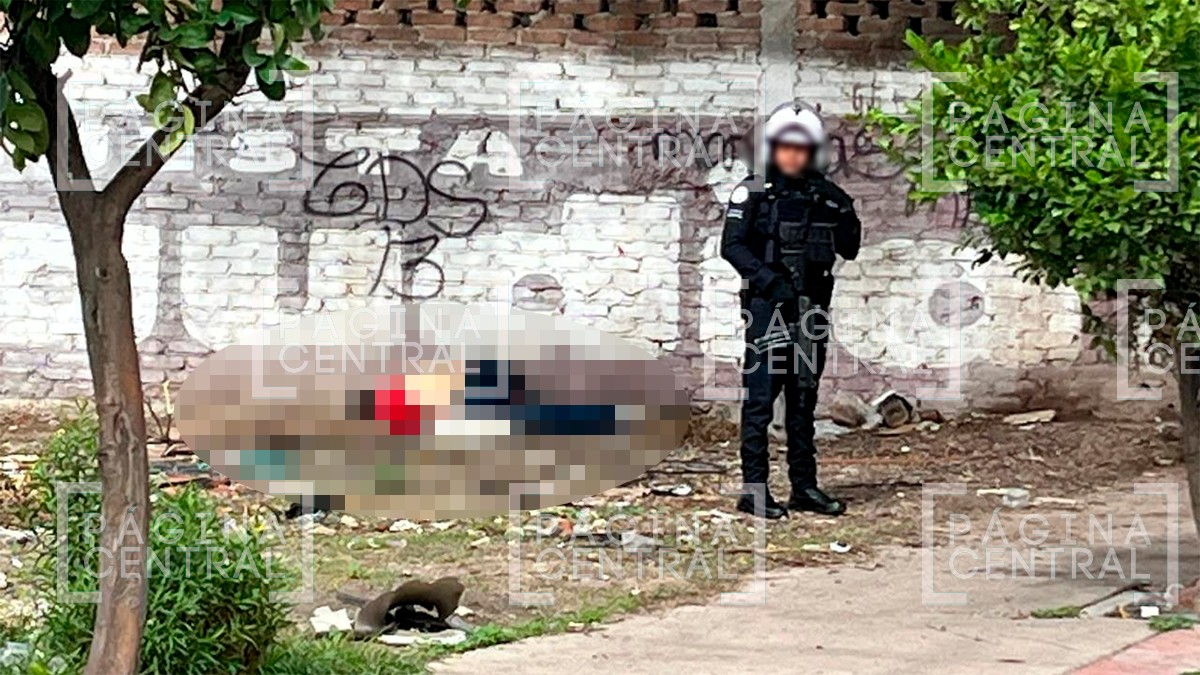 Asesinan a balazos a dos hombres en un terreno baldío en Granjeno Sur