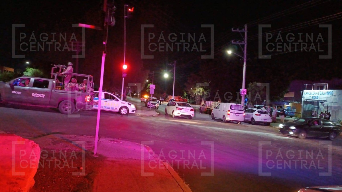 Disparan contra policías y atacan centro de monitoreo de seguridad