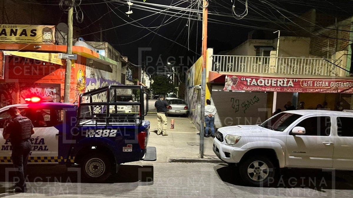 Discute con varias personas, arman campal y lo apuñalan en la Unidad Obrera Infonavit
