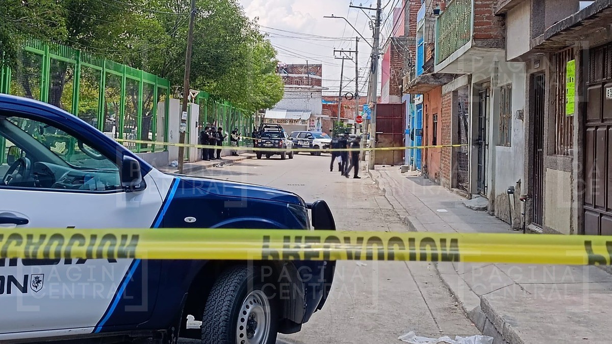 Atacan a balazos a una mujer que caminaba por la calle en Valle de San José