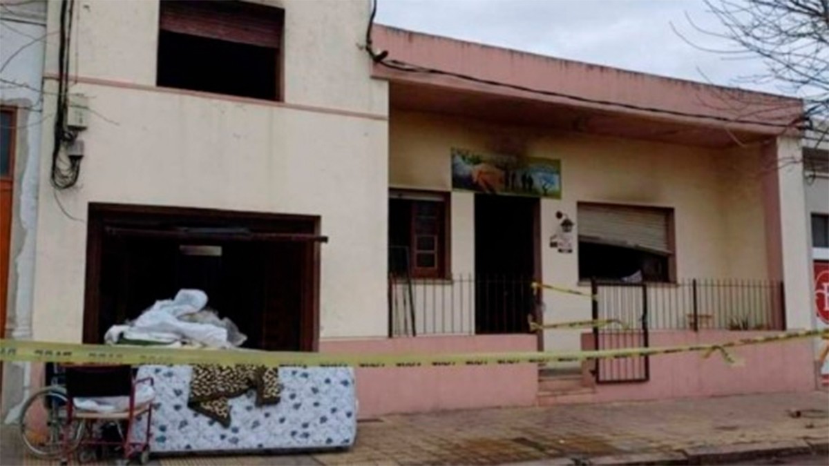 Incendio en asilo para ancianos deja 10 abuelitos muertos