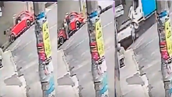 VIDEO Hombre es captado saliendo un segundo antes de que un camión aplastara su vocho