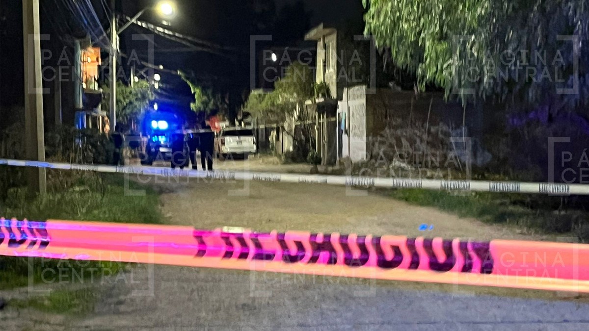 Abandonan cabeza humana en una calle de terracería en la colonia Marsol