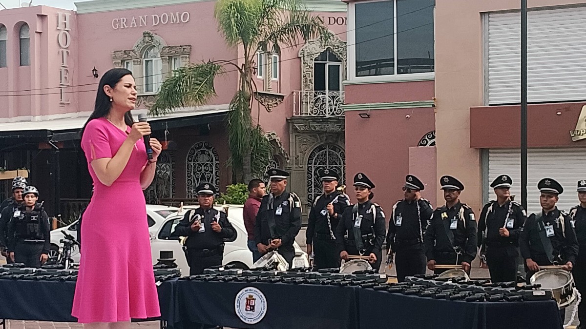 Ya cuentan con armas todos los policías de León; Sedena entrega 550 que faltaban