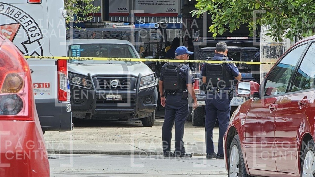 Matan a hombre y lesionan a otro en taller de herrería en presunto intento de asalto