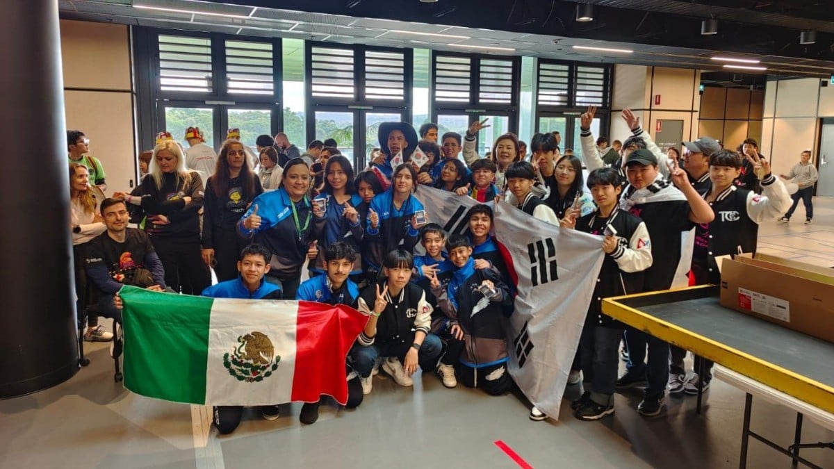 ¡Brillan leoneses en Australia! Estudiantes ganan subcampeonato de robótica
