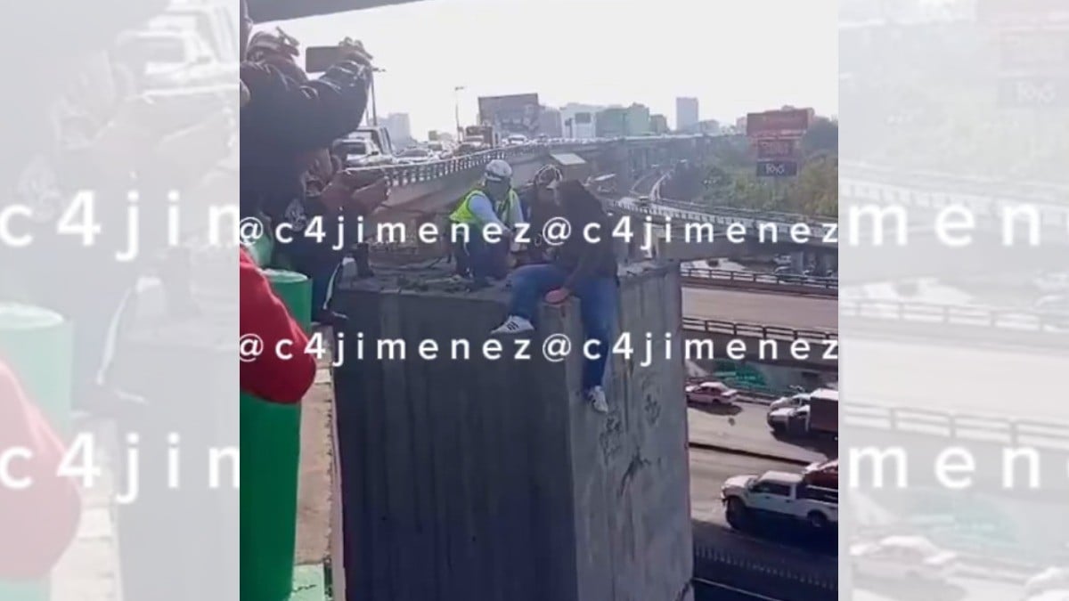 VIDEO Dramático rescate de joven que iba a saltar desde puente del Periférico Sur
