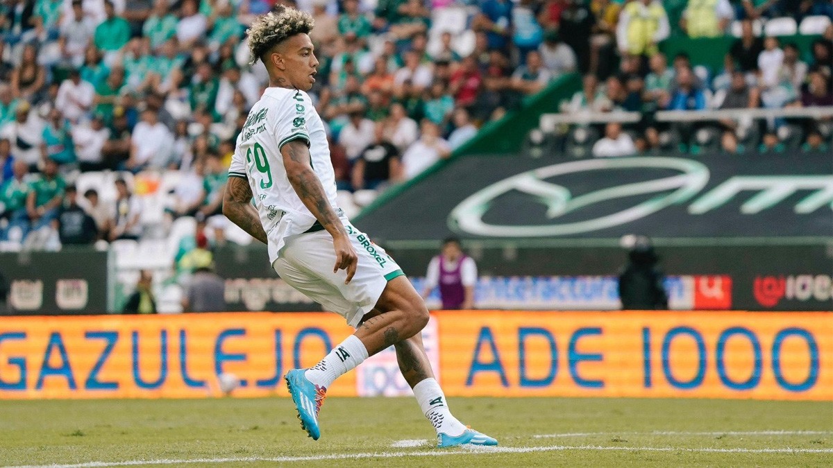 'Esperen muchos goles'; el mensaje de Jhonder Cádiz a la afición del Club León