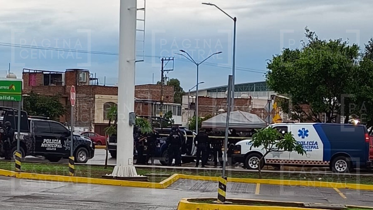 Policías municipales estaban en puesto de tamales cuando de pronto los atacaron a balazos