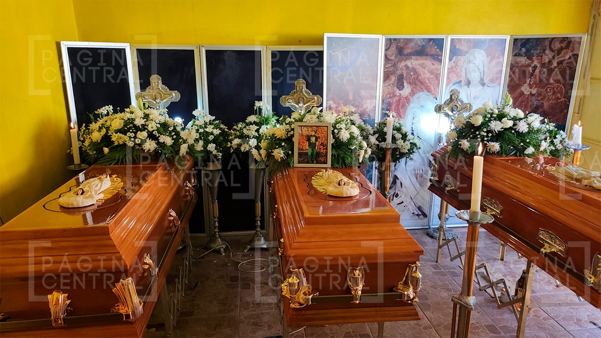 Despiden a víctimas de masacre de Yuriria