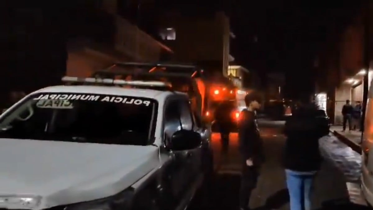 ¡Desató la furia del pueblo! Linchan a presunto ladrón a golpes y machetazos