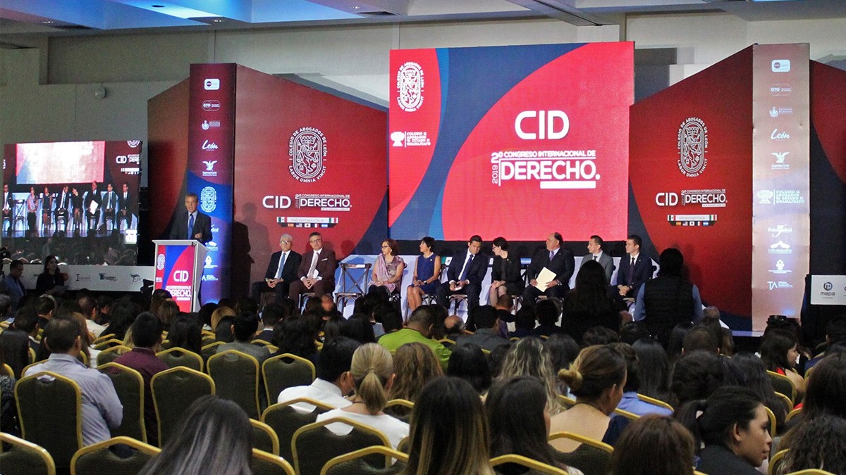 Colegio de Abogados no acreditó gasto en congreso; piden aclarar aplicación de recursos