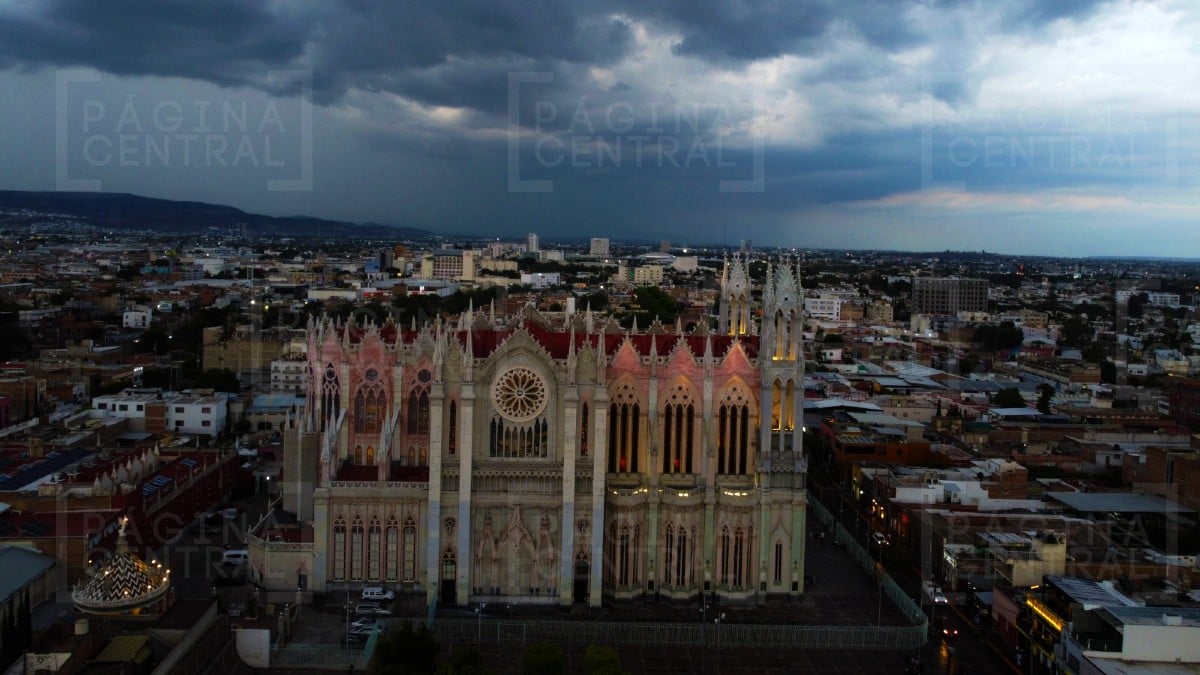 Frío, lluvia y cafecito ¿a qué hora va a llover?