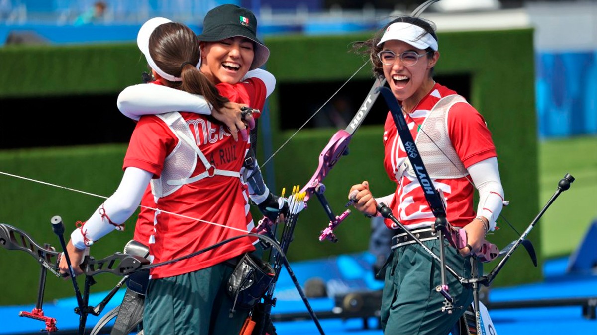 VIDEO México conquista el bronce en tiro con arco femenil en París 2024