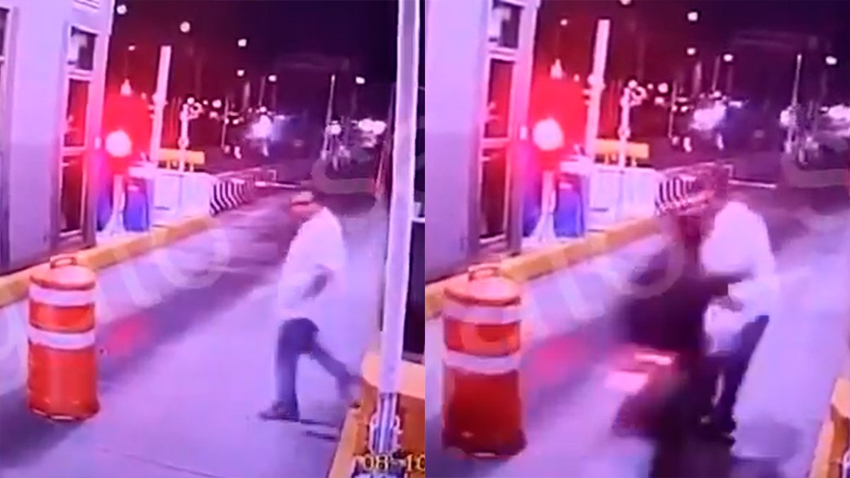 VIDEO Motociclista intentó pasar sin pagar la caseta de cuota y atropella a un cobrador