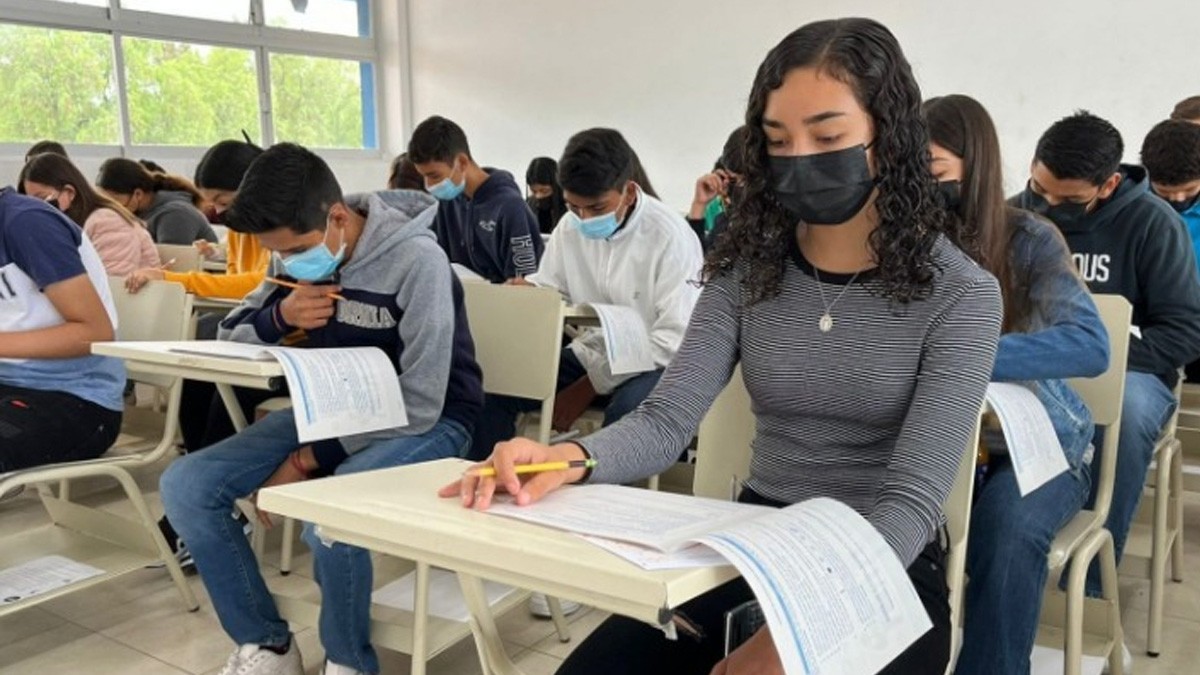 Incrementa 3% la matrícula de alumnos de preparatoria en Guanajuato