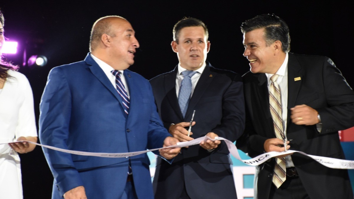 Zapateros refrendan lucha contra subvaluación y contrabando en inauguración de Sapica