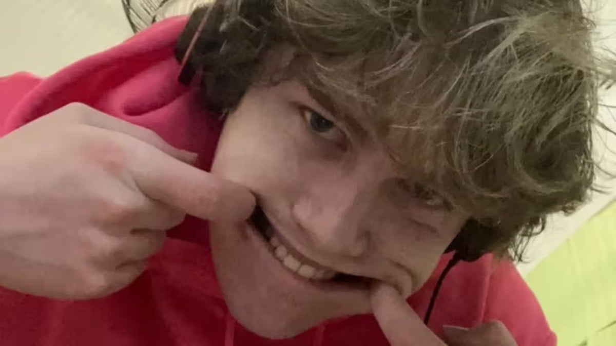 Streamer pasa 11 días sin dormir en directo y le cierran canal antes de romper récord