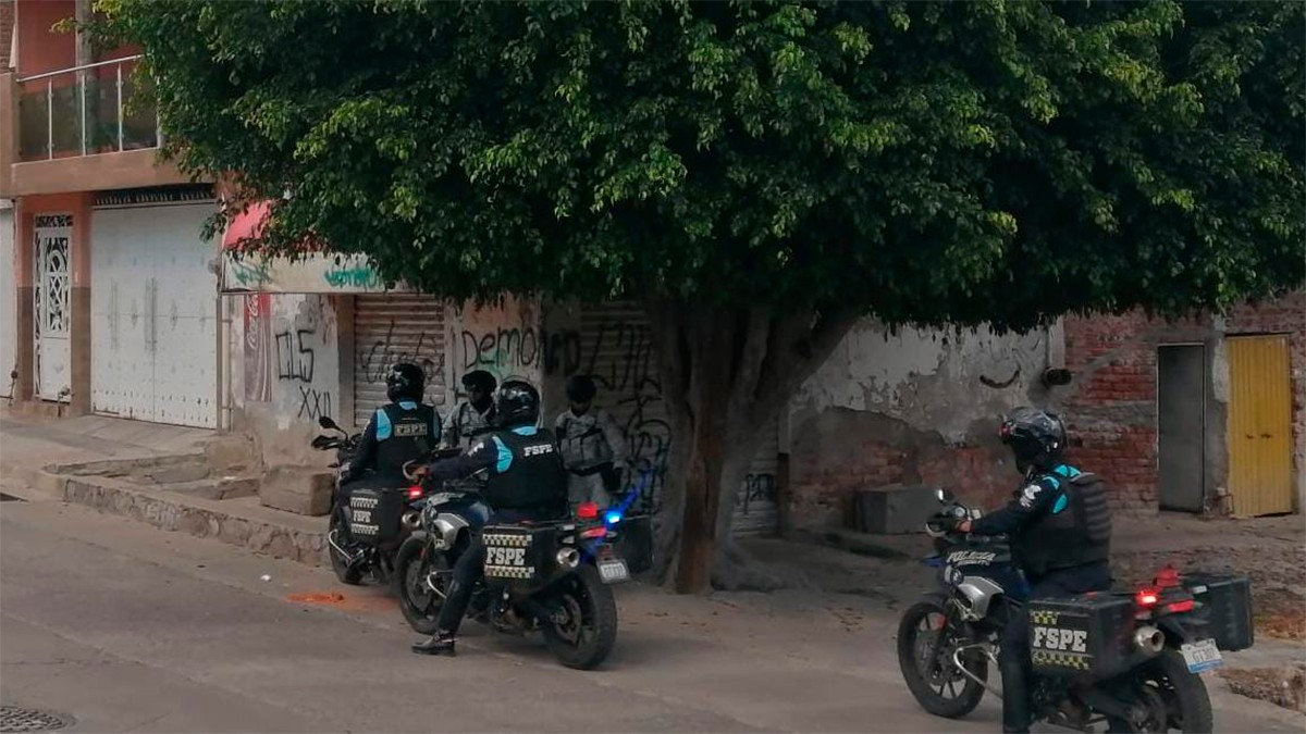 Balean a joven de 17 años y herido logró llegar a una tienda de abarrotes para pedir ayuda