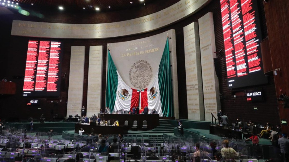 Da INE a Morena 73% del Congreso