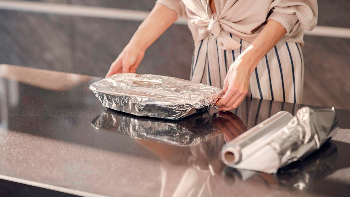 ¿Usas correctamente el papel aluminio?, aquí te van unos consejos sobre su uso