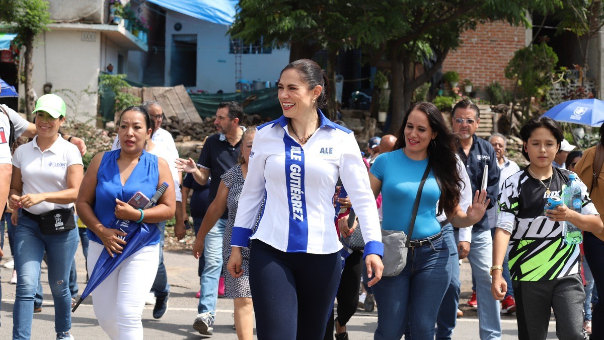 Refrenda Ale Gutiérrez compromisos y cercanía en Mi Barrio Habla