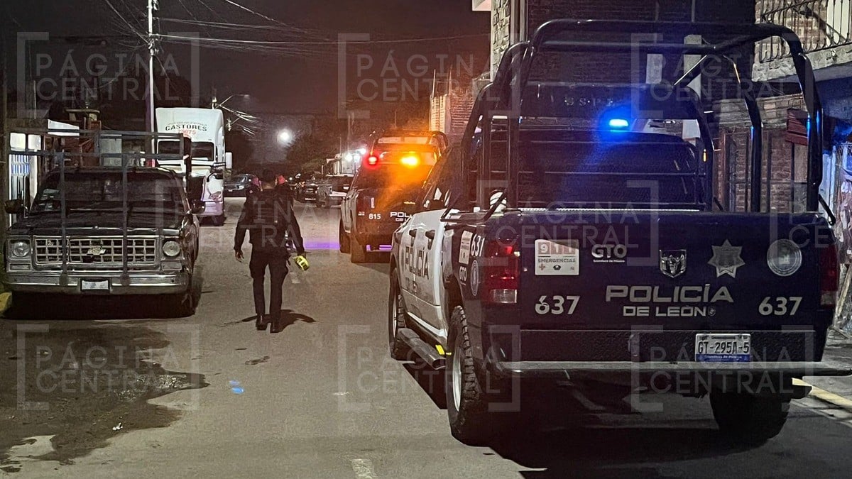 Disparan hasta 15 veces contra dos personas afuera de tiendita en Praderas del Sol