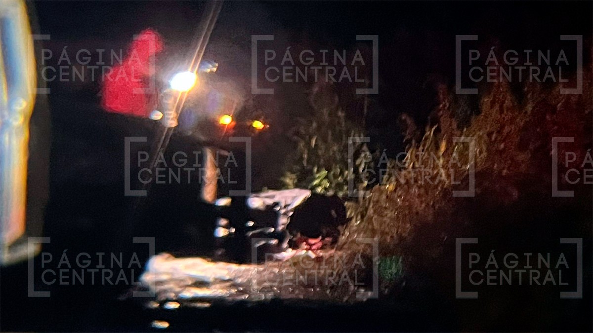 Antes de terminar el día, hallan bolsas con restos humanos en un terreno baldío