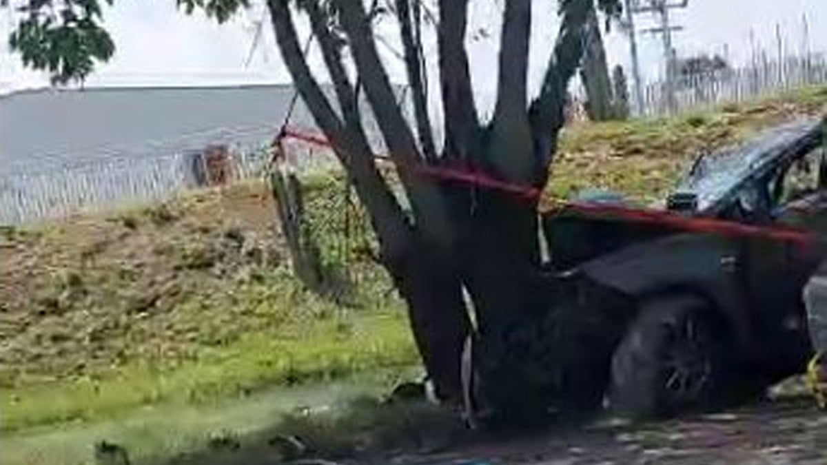 Familia se accidenta en la León-Cuerámaro; conductor fallece y hay tres lesionados