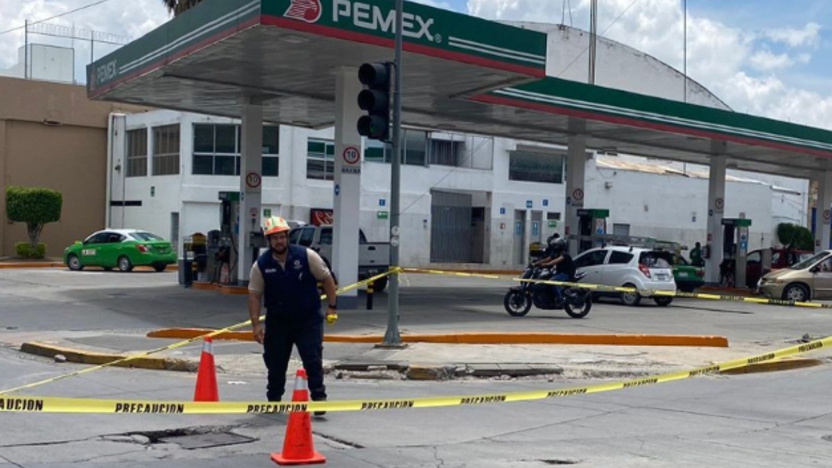 ¡Toma precauciones! Cierran calles por posible socavón en la colonia Industrial