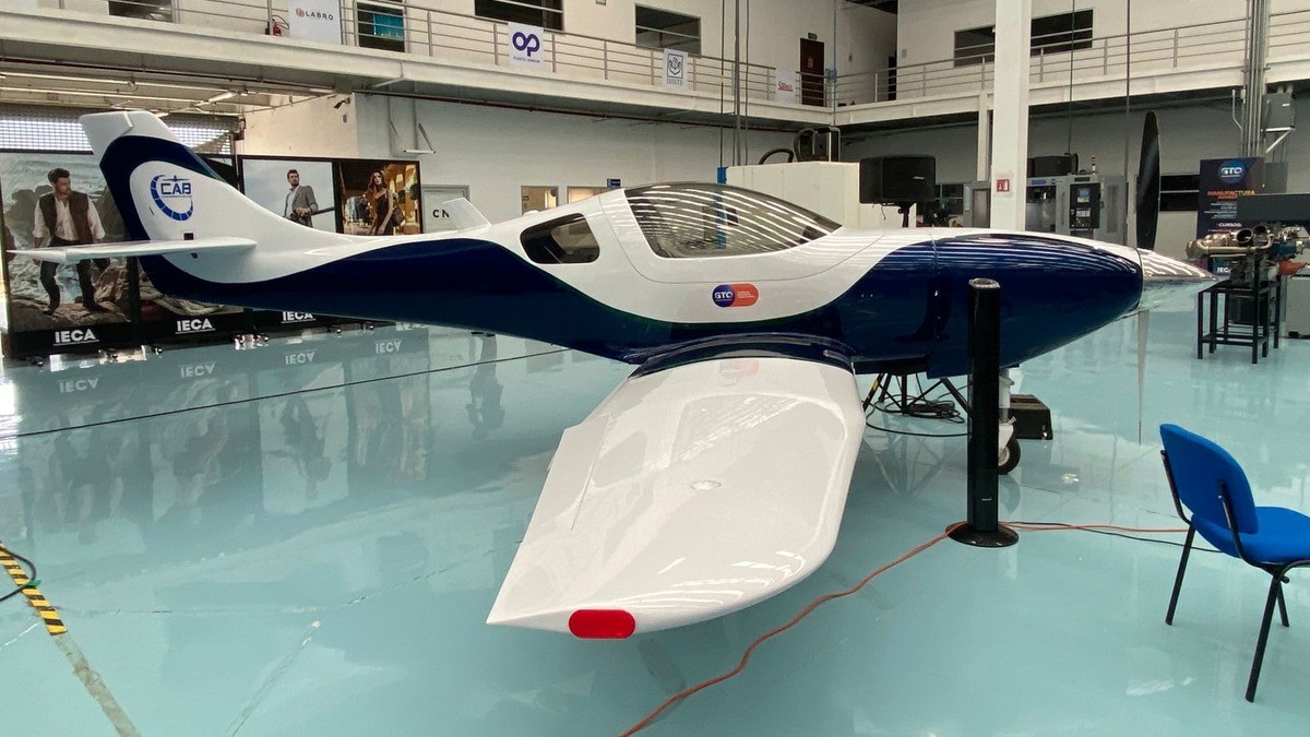 IECA y CIIASA unen fuerzas para formar profesionales en procesos aeronáuticos