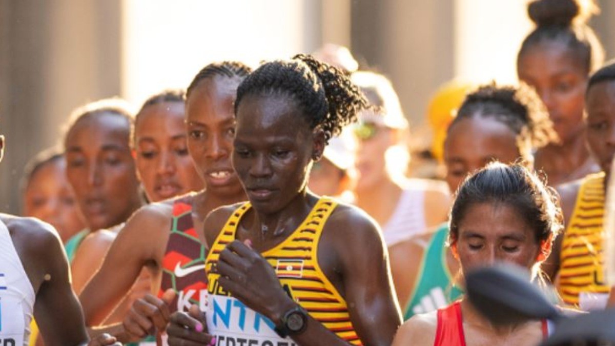 Atleta olímpica ugandesa muere quemada por su pareja tras competir en París 2024