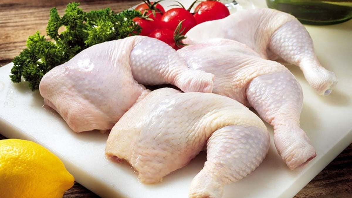 ¡No arriesgues tu salud! Estas señales en el pollo crudo indican que mejor debes tirarlo