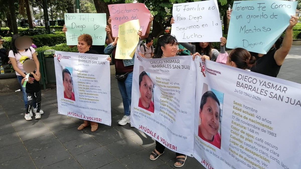 Acusan a dos estudiantes de preparatoria de secuestrar y asesinar a un maestro