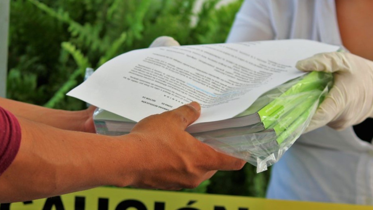 Incertidumbre ante el retraso en la entrega de libros de texto