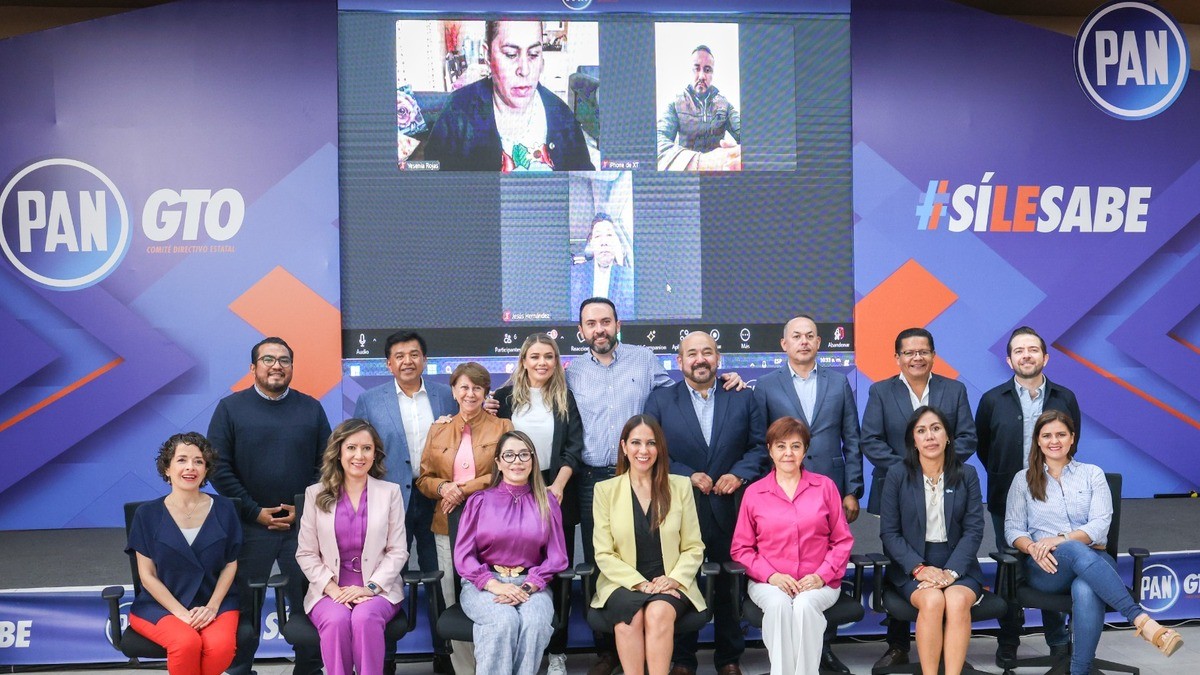 Oficial: Jorge Espadas Galván es el coordinador de la próxima bancada del PAN en el Congreso