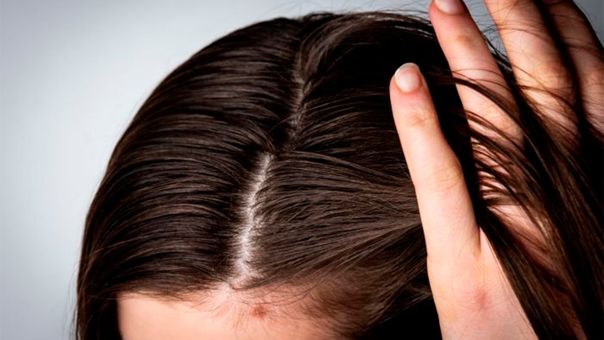 ¿Dejas que tu pelo se seque ‘naturalmente’?, podría ser un error