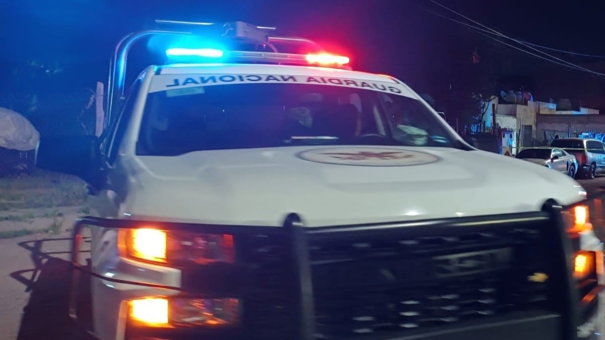 Matan a mujer y a su hijo adolescente en su casa; al parecer era policía municipal