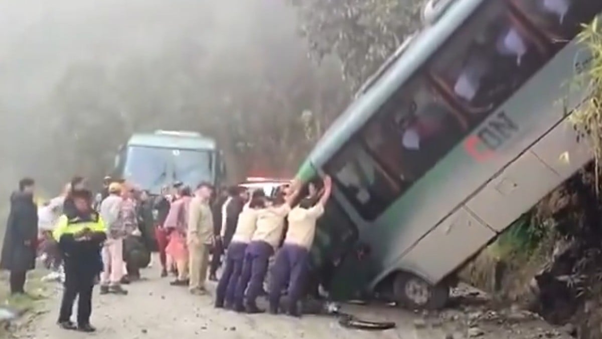 VIDEO: Vuelca camión en Machu Picchu con turistas mexicanos; 4 resultan heridos