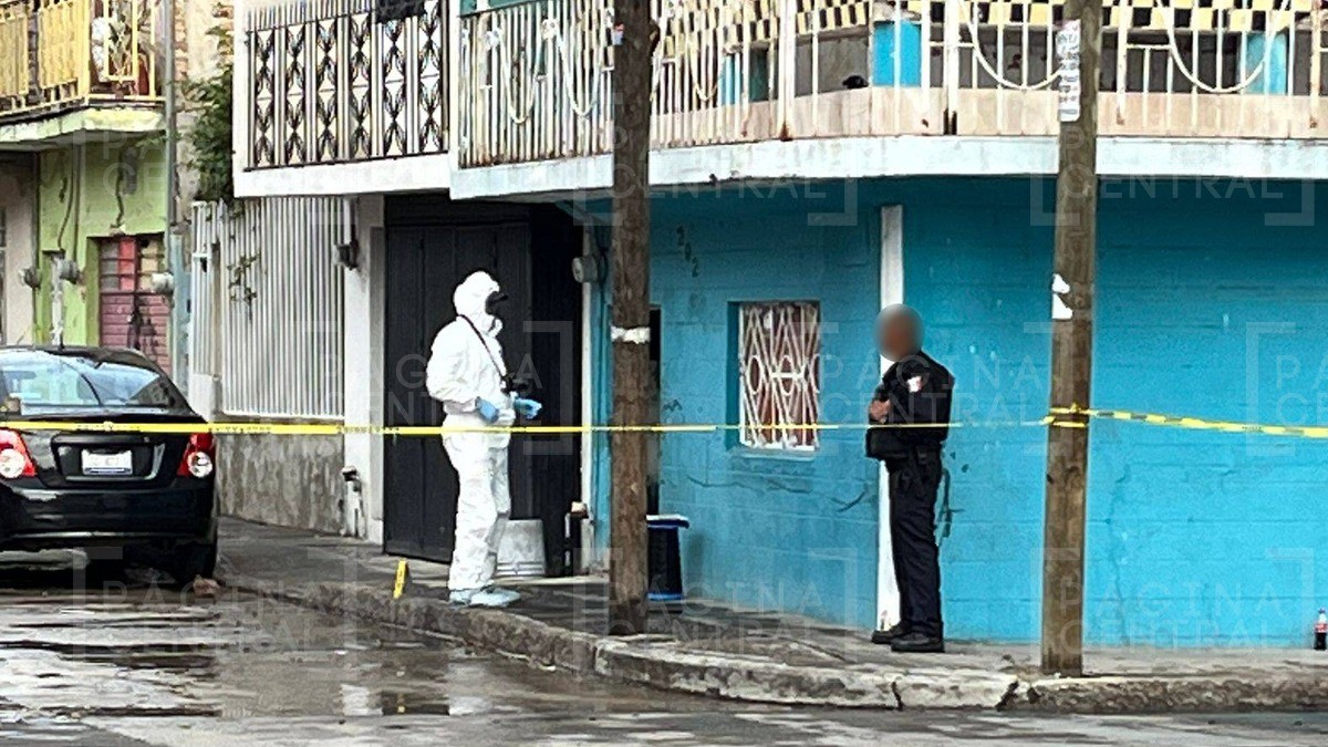 Identifican a jovencita que murió baleada cuando abrió la puerta de su casa