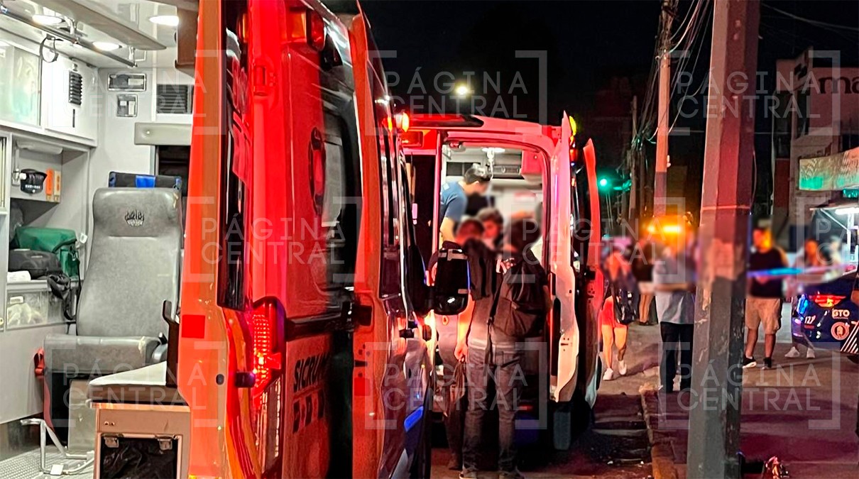 Alfredo regresaba a su casa en motocicleta cuando chocó contra un taxi, murió