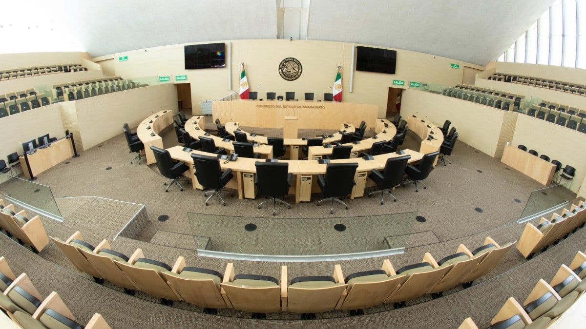 ¿Repetirá Christian Cruz en la secretaría del Congreso? Esto dice Jorge Espadas