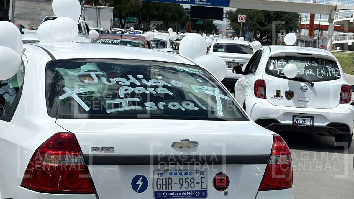 'Ni uno más': tras desapariciones y muertes, choferes de taxis ejecutivos se manifiestan