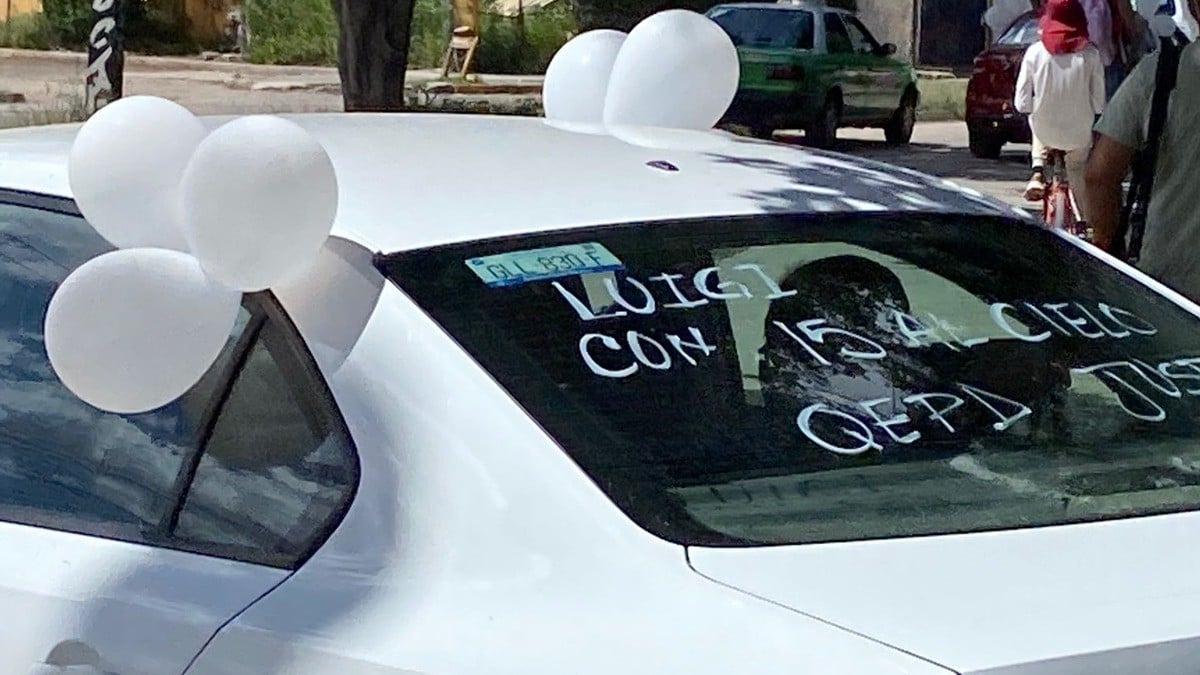 Choferes de taxis ejecutivos 'se blindan' ante la creciente inseguridad en León