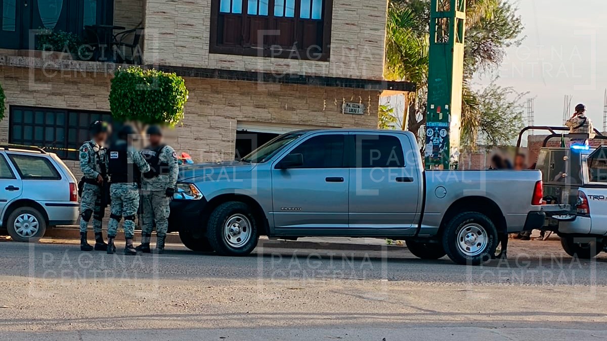 Asesinan a mujer en tienda de abarrotes a metros de base de la Guardia Nacional en Celaya