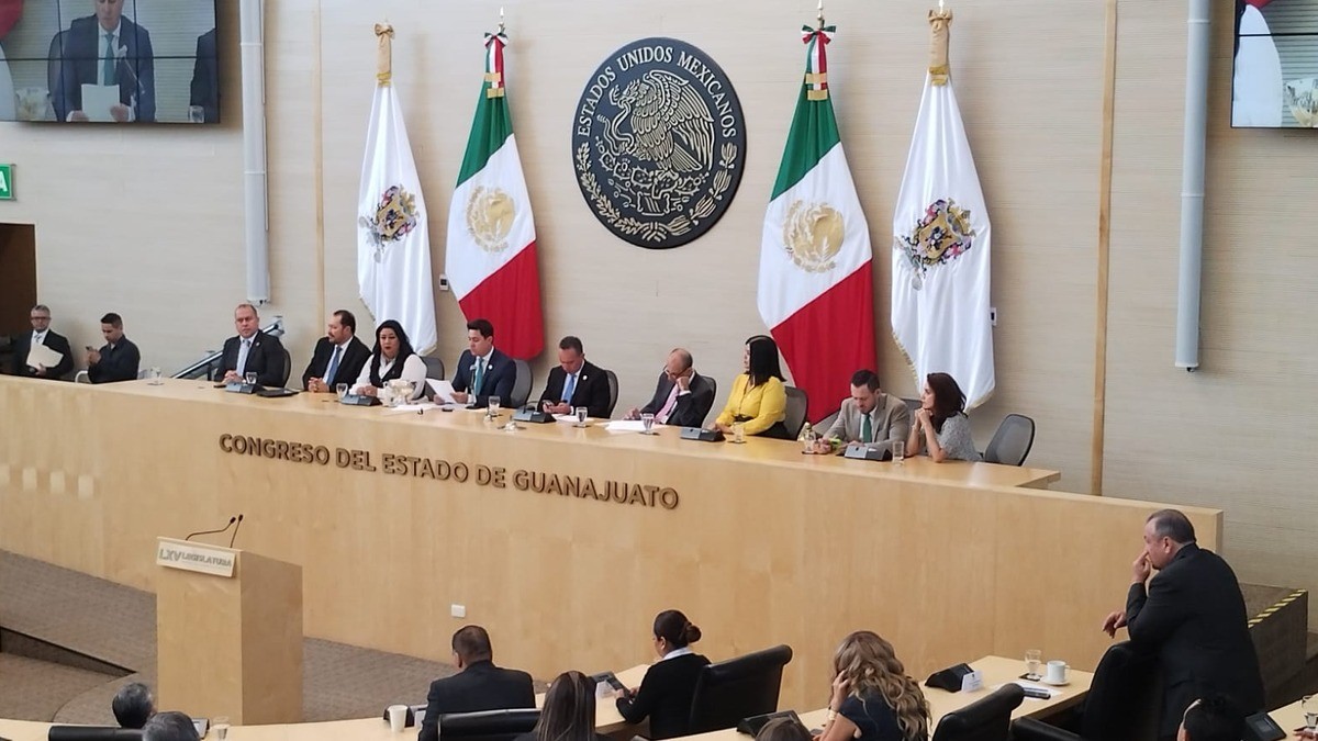 Se instala la LXVI Legislatura en Guanajuato; Rolando Alcántar presidirá la Mesa Directiva